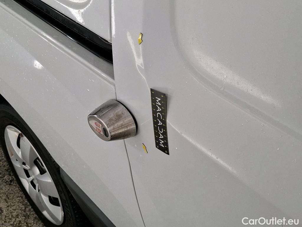  Renault  Kangoo  Express Maxi Extra (Série Spéciale) 1.5 dCi 90CV BVM5 E6 #29