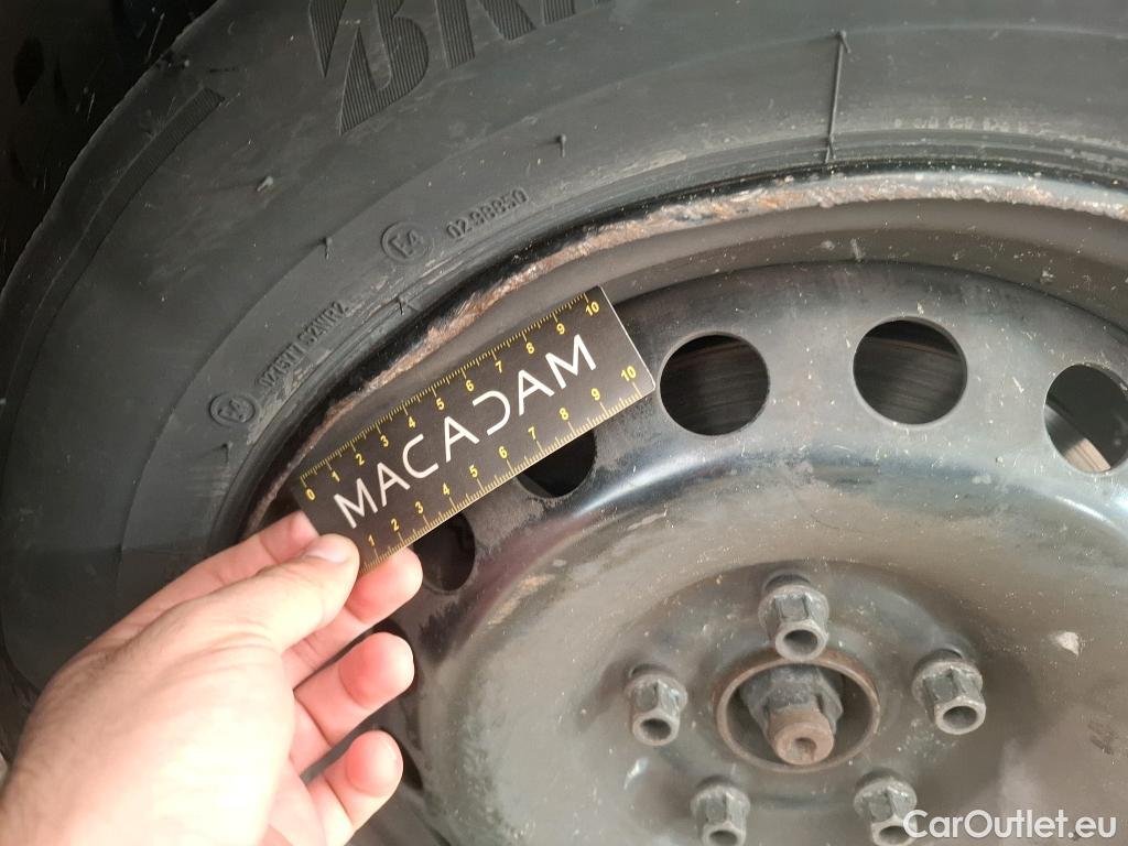  Renault  Kangoo  Express Grand Confort (L1) 1.5 dCi 90CV BVM5 E6 #105