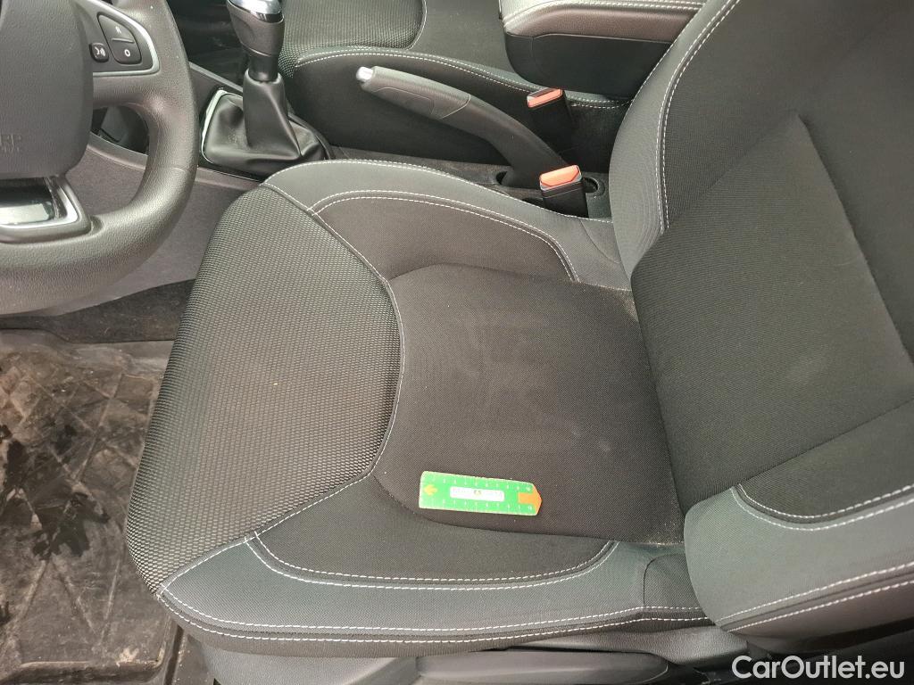  Renault  Clio  IV Air MediaNav 1.5 dCi 90CV BVM5 E6 #21