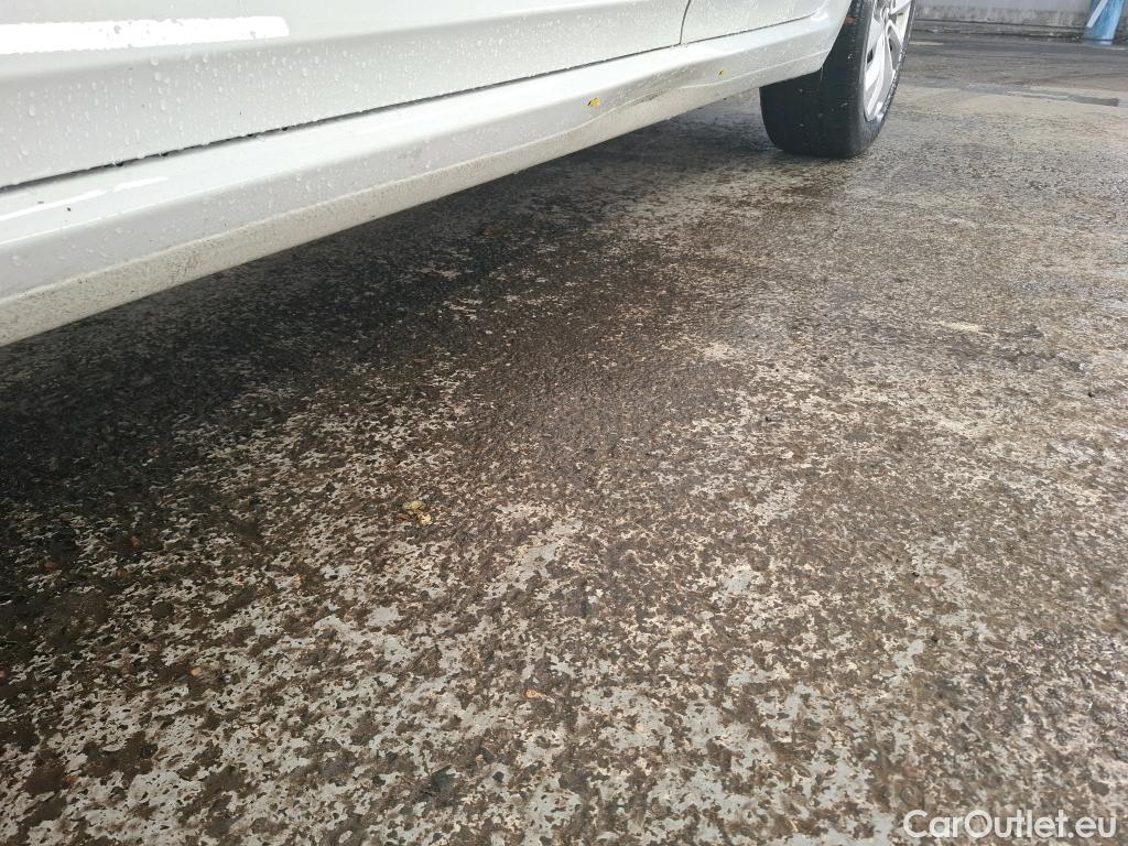  Renault  Megane  IV Berline 5pt. Société Air Nav 1.5 dCi 90CV BVM6 E6 #1