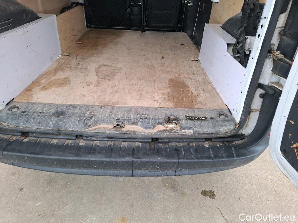  Renault  Kangoo RENAULT  Express / 2013 / 4P / Fourgonnette Gd Volume Gd Confort - Blue dCi 95 #38