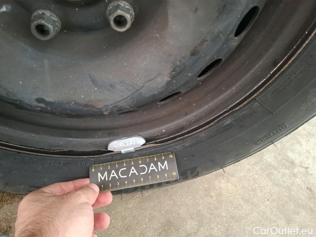  Renault  Kangoo  Express Grand Confort (L1) 1.5 dCi 90CV BVM5 E6 #107