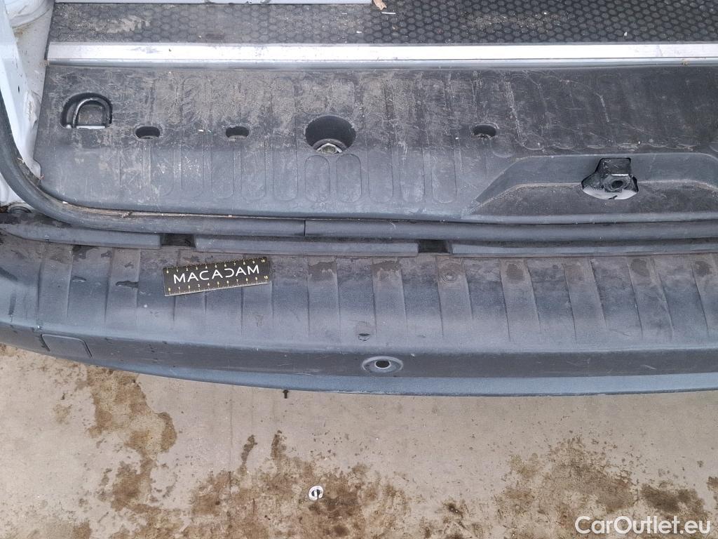  Renault  Kangoo  Express Maxi Extra (Série Spéciale) 1.5 dCi 90CV BVM5 E6 #8