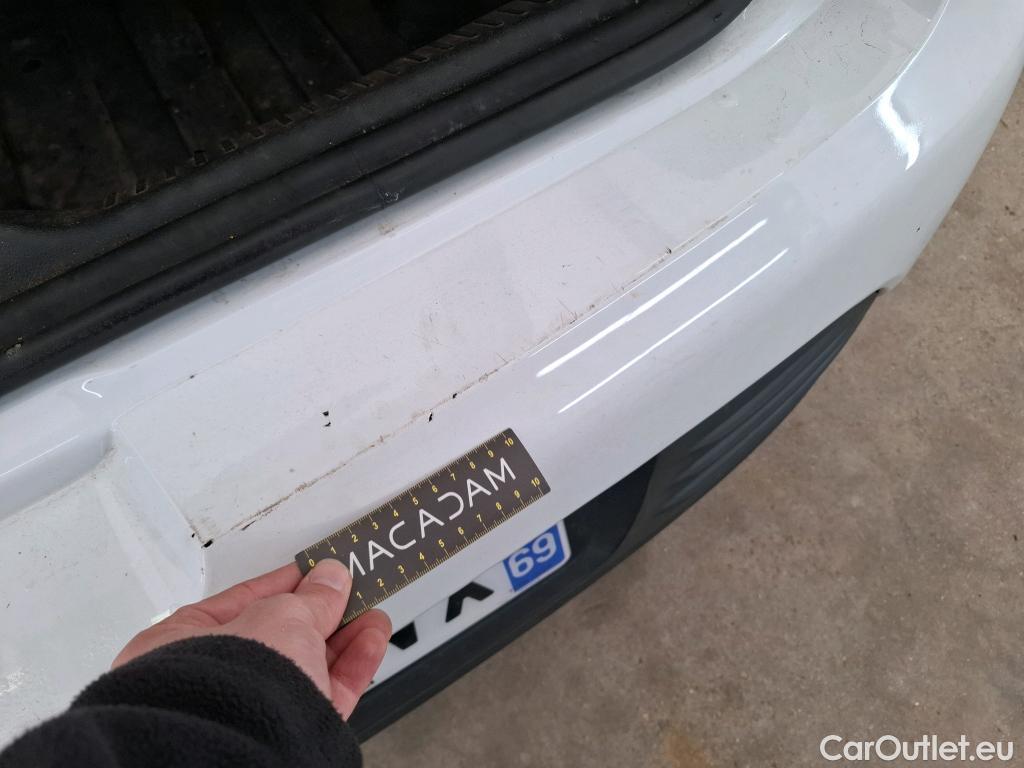  Renault  Clio  IV Air 1.5 dCi 90CV BVM5 E6 #8