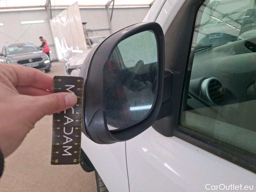  Renault  Kangoo RENAULT  Express / 2013 / 4P / Fourgonnette Gd Volume Gd Confort - Blue dCi 95 #27