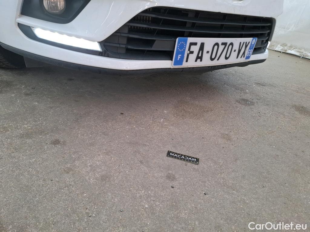  Renault  Clio  IV Air 1.5 dCi 90CV BVM5 E6 #10