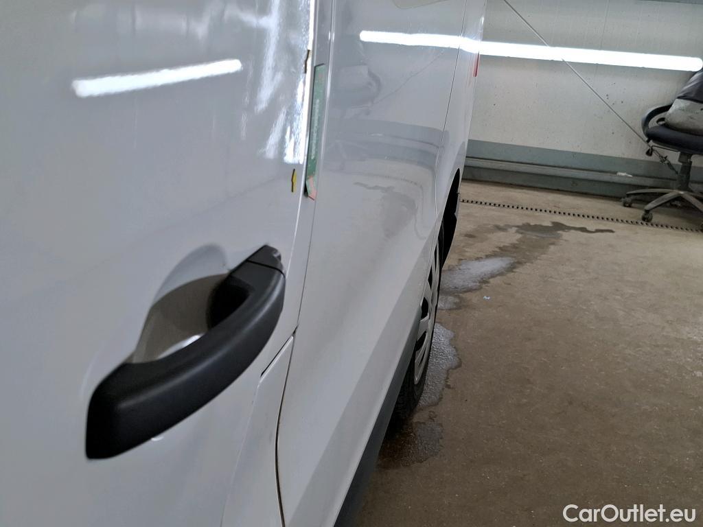  Renault  Trafic  Furgon Grand Confort L1H1 1200 1.6 dCi 125CV BVM6 E6 #26