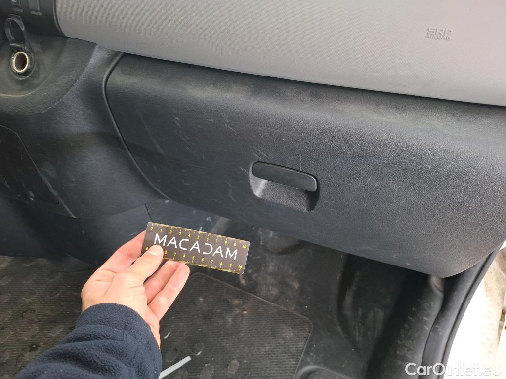  Renault  Trafic  III Fourgon Grand Confort L2H1 1200 1.6 dCi 125CV BVM6 E6 #59