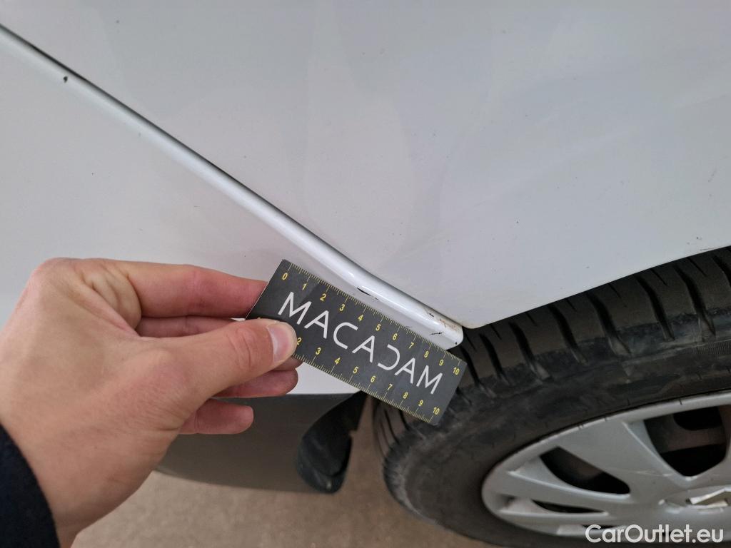  Renault  Trafic  III Fourgon Grand Confort L2H1 1200 1.6 dCi 125CV BVM6 E6 #56