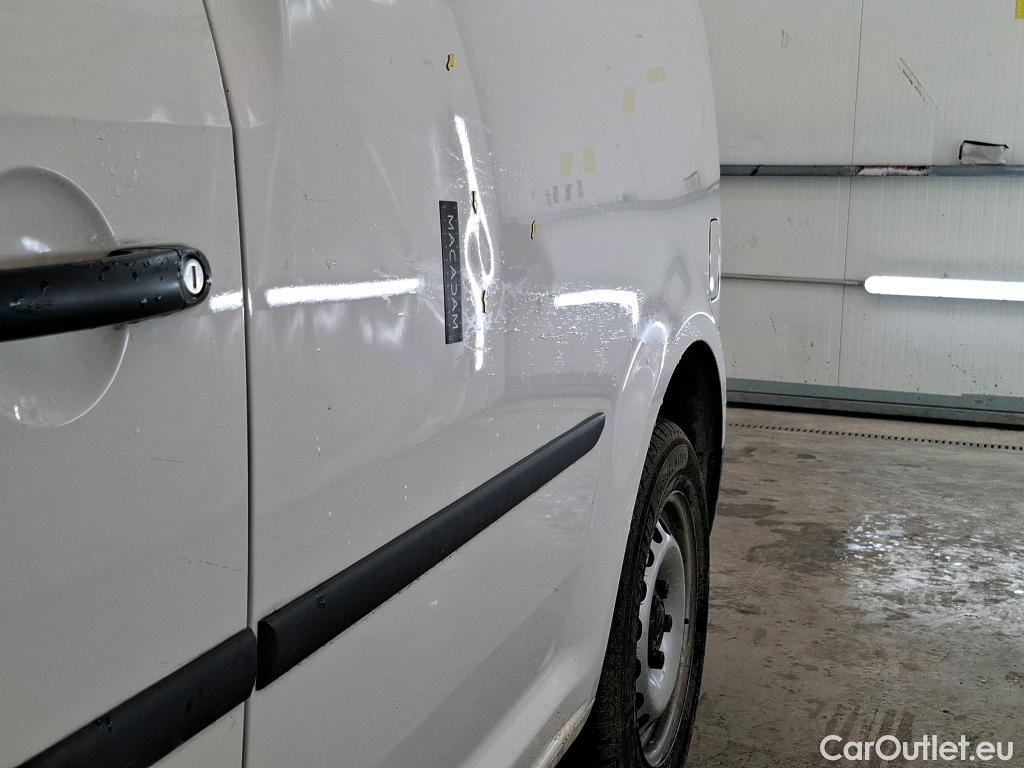  Volkswagen  Caddy VOLKSWAGEN  Van / 2015 / 4P / Fourgonnette 2.0 TDI 75 Business Line #10