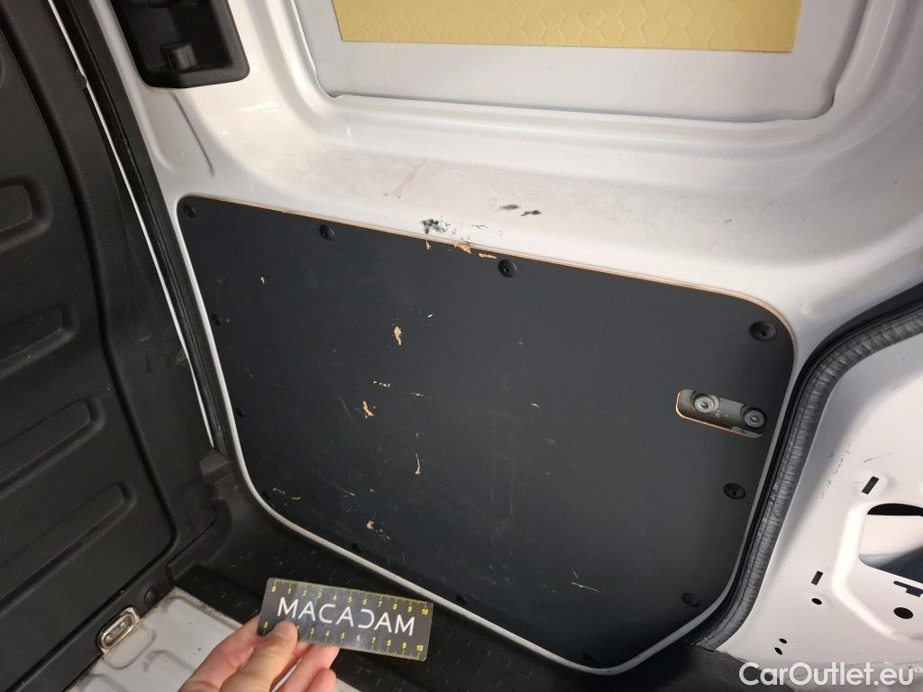  Volkswagen  Caddy VOLKSWAGEN  Van VU 4p Fourgonnette 2.0 TDI 102 Business Line Plus #27