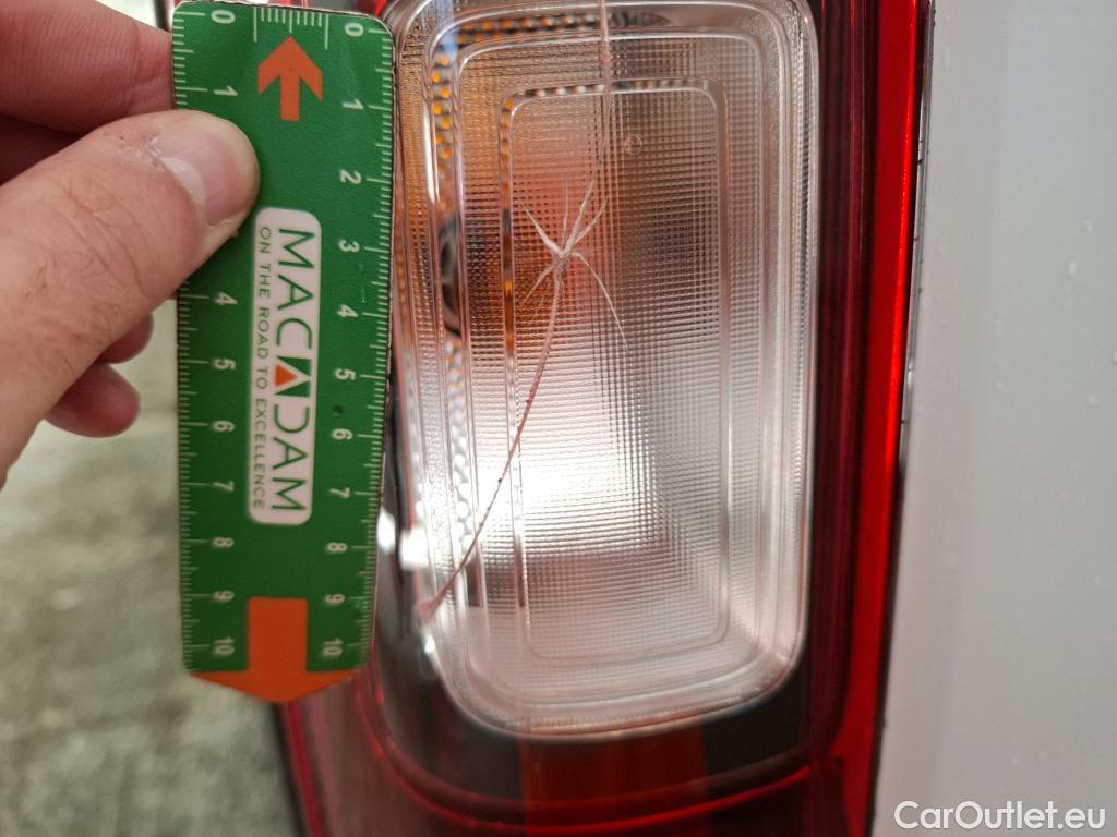  Renault  Trafic RENAULT  / 2019 / 4P / Fourgon tole FG GCF L1H1 1200 dCi 120 #8