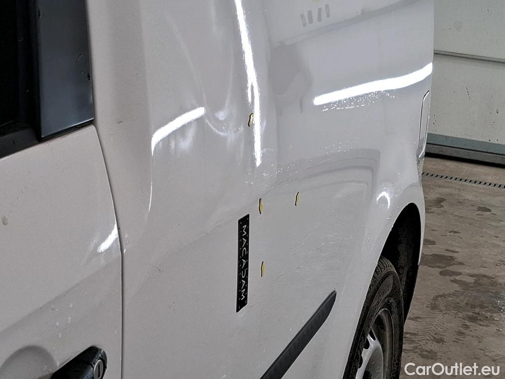  Volkswagen  Caddy VOLKSWAGEN  Van / 2015 / 4P / Fourgonnette 2.0 TDI 75 Business Line #12