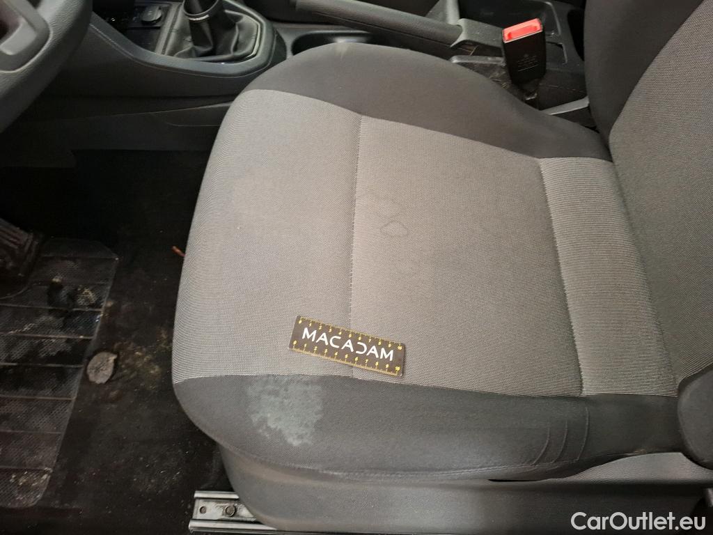  Volkswagen  Caddy VOLKSWAGEN  Van / 2015 / 4P / Fourgonnette 2.0 TDI 75 Business Line #31