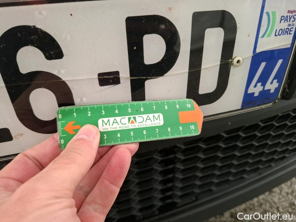  Renault  Trafic RENAULT  / 2019 / 4P / Fourgon tole FG GCF L1H1 1200 dCi 120 #10