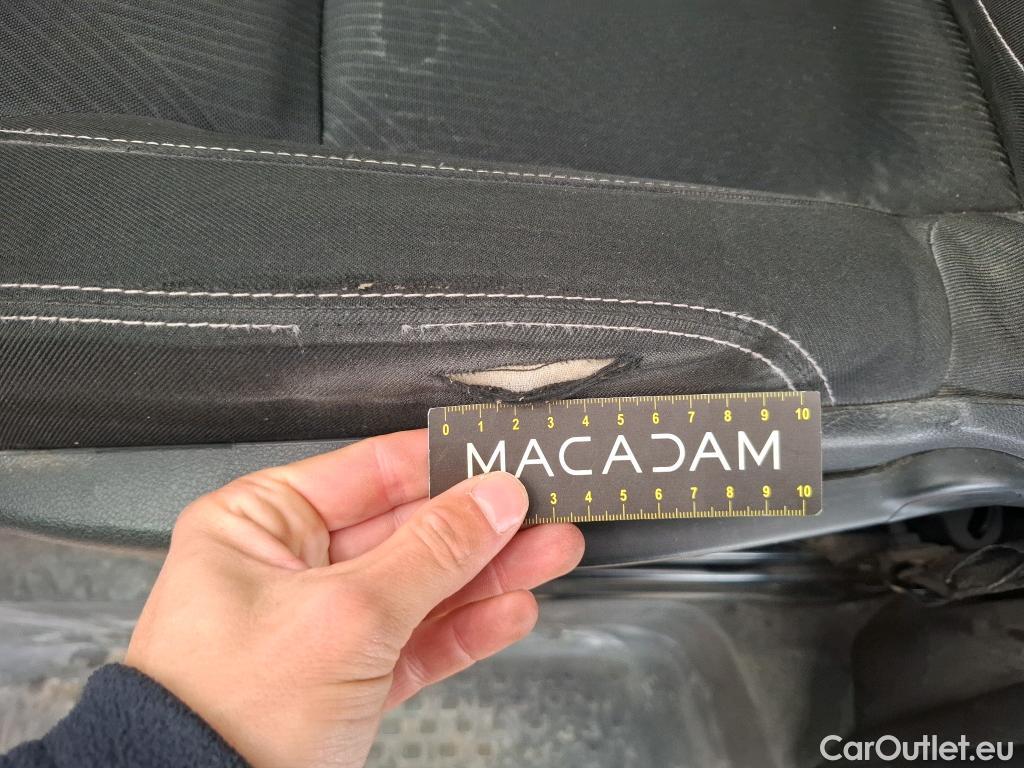  Renault  Trafic  III Fourgon Grand Confort L2H1 1200 1.6 dCi 125CV BVM6 E6 #10