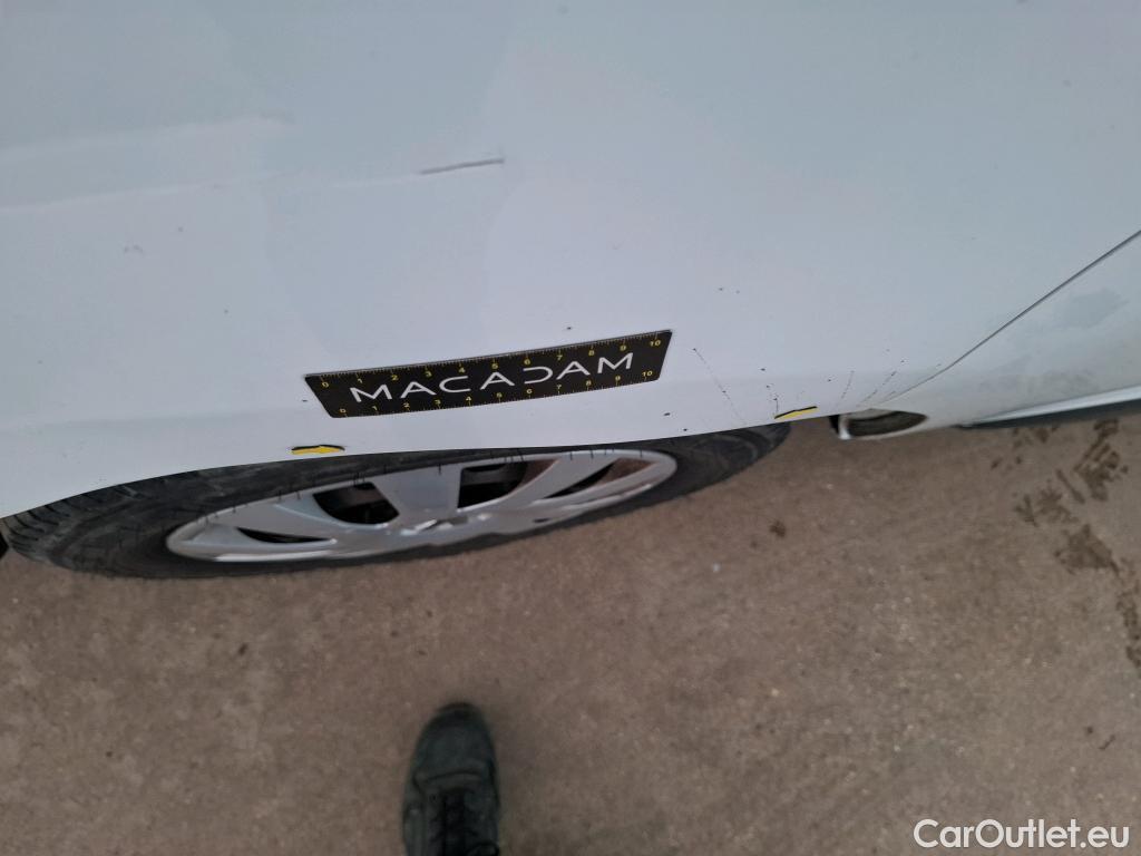  Renault  Trafic  III Fourgon Grand Confort L2H1 1200 1.6 dCi 125CV BVM6 E6 #16