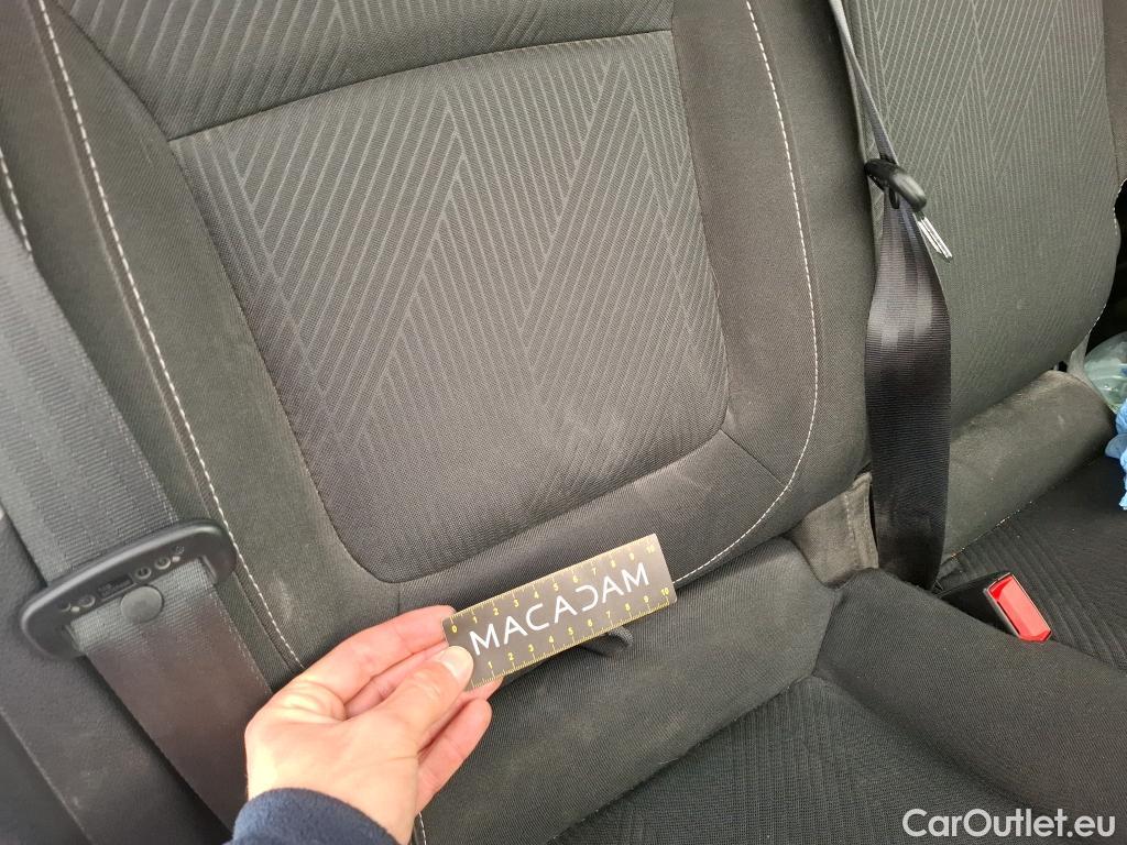  Renault  Trafic  III Fourgon Grand Confort L2H1 1200 1.6 dCi 125CV BVM6 E6 #44