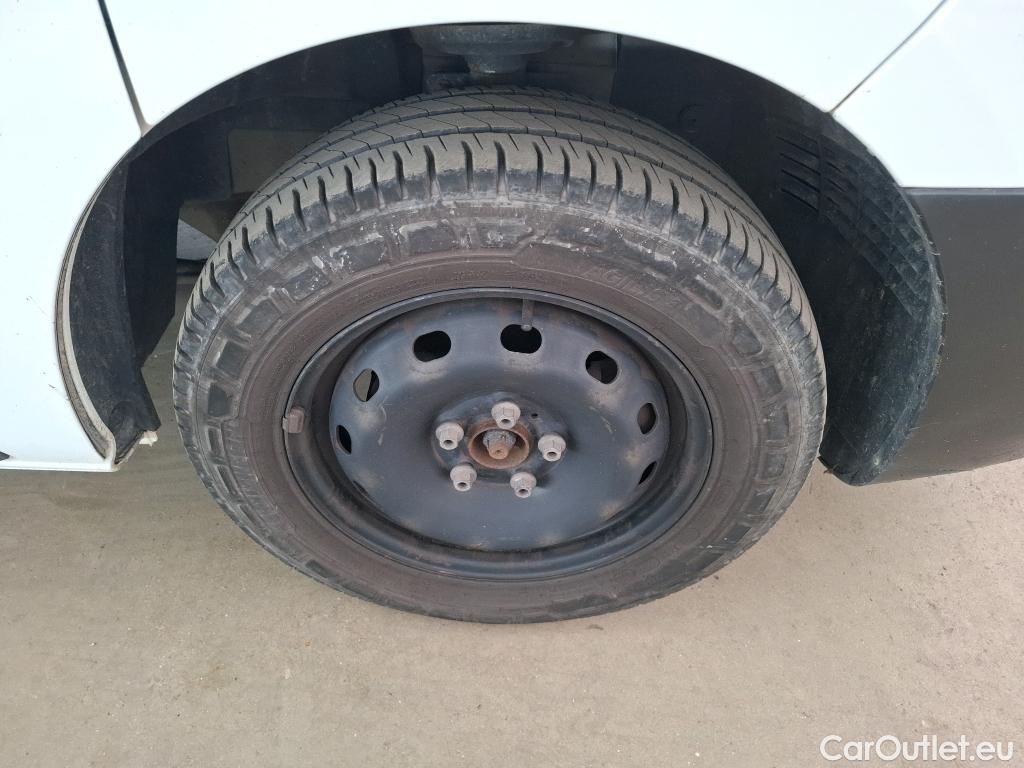  Renault  Trafic  III Fourgon Grand Confort L2H1 1200 1.6 dCi 125CV BVM6 E6 #40