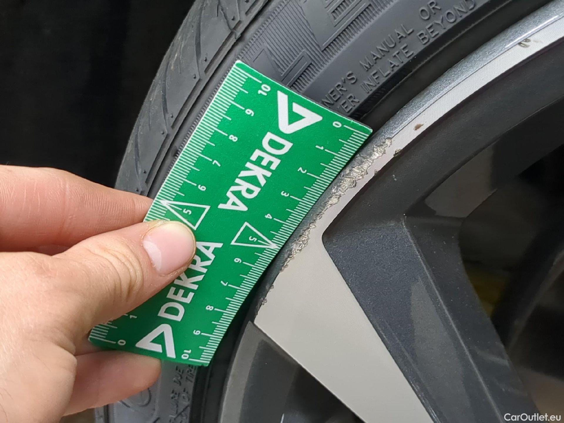  Audi  A3 AUDI  Sportback / 2020 / 5P / Berline 40 TFSI e 204 S Tronic S Line #5