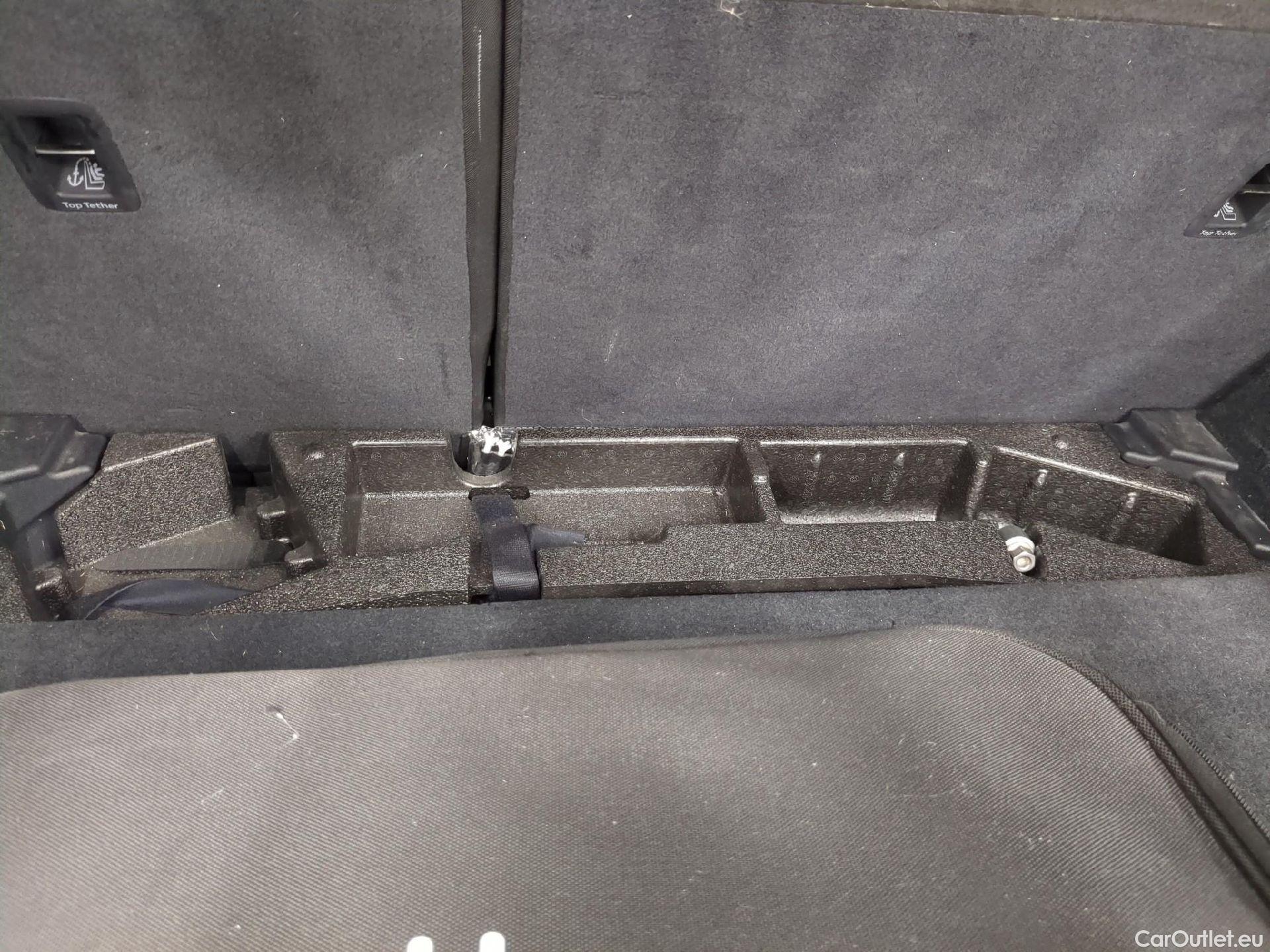  Audi  A3 AUDI  Sportback / 2020 / 5P / Berline 40 TFSI e 204 S Tronic S Line #2