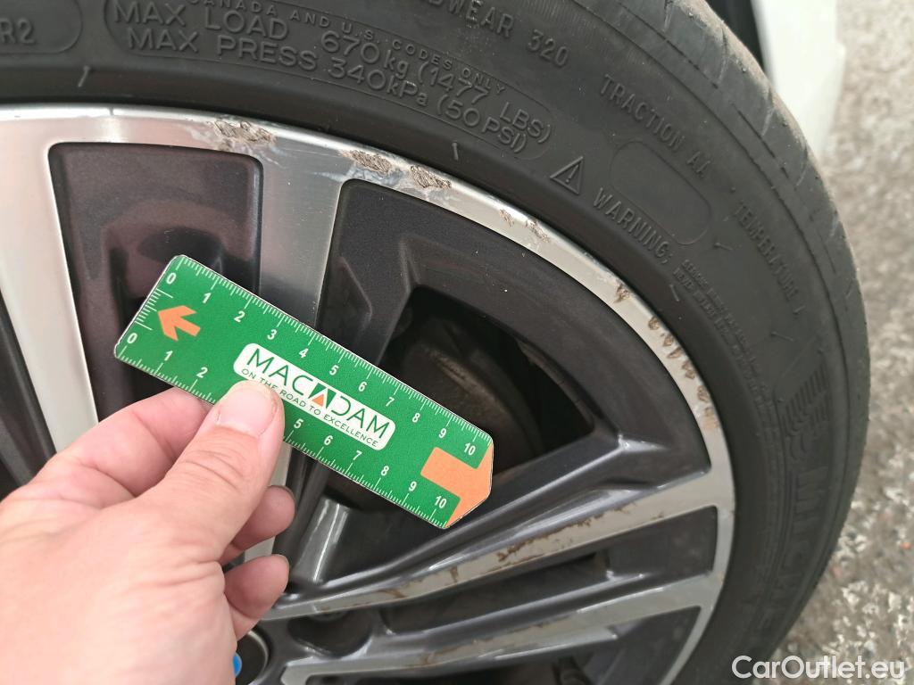  Bmw  Serie 1 Série 1 Berline 118 d Lounge 2.0 150CV BVM6 E6d #10