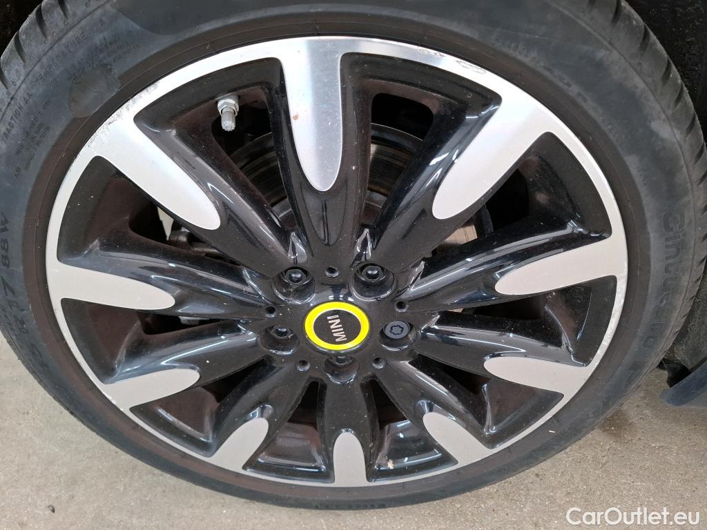  Mini  Mini   Electric / 2021 / 3P / Berline Cooper SE Finition  Yours 184 ch BVA #11