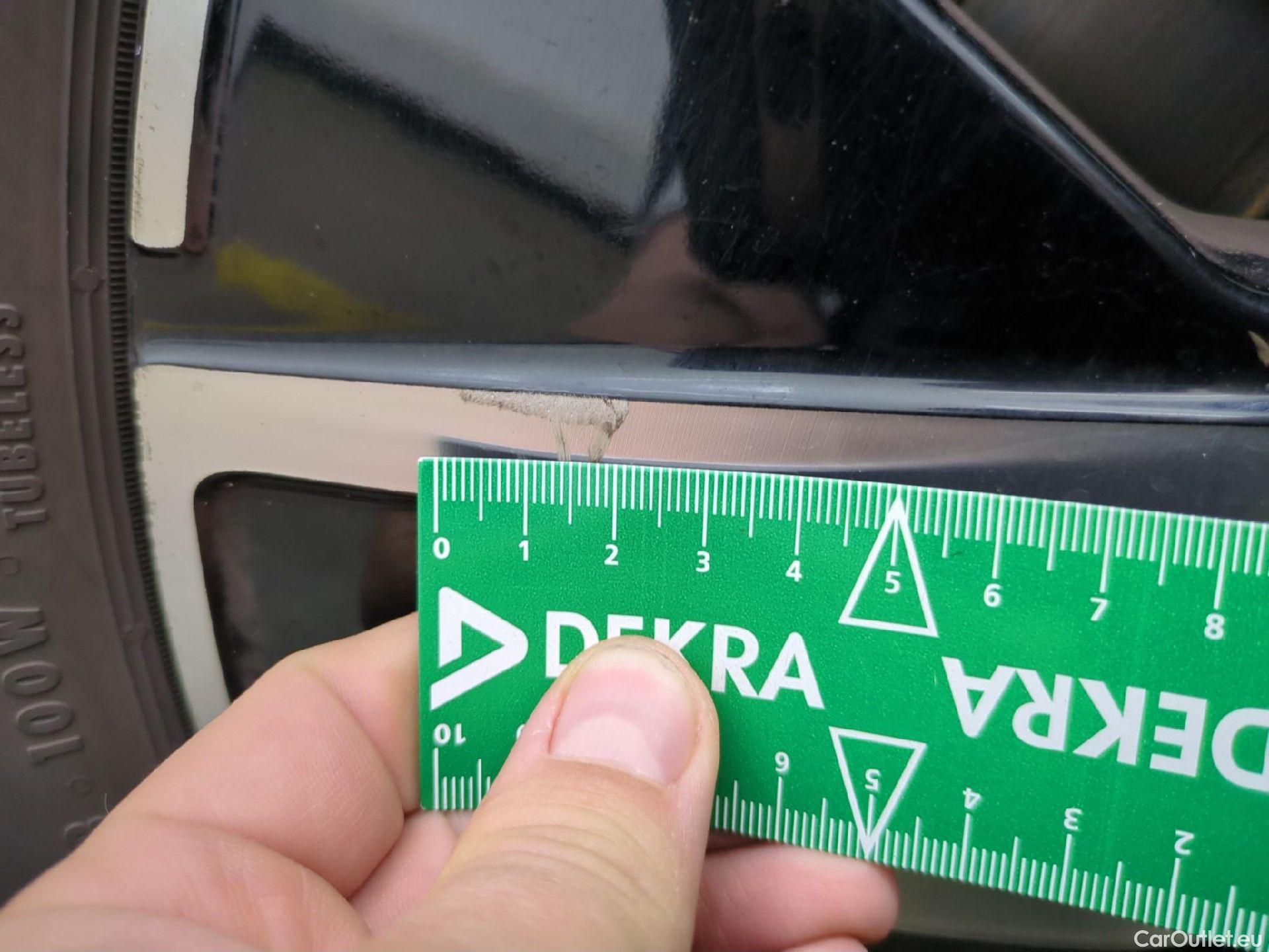  Mercedes  GLA MERCEDES-BENZ  / 2020 / 5P / SUV 2.0  200 D BUSINESS LINE DCT #2