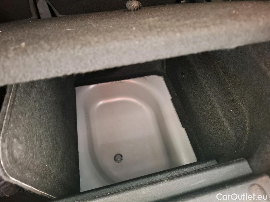  Mini  Mini   / 2014 / 3P / Berline Cooper SE Finition Yours 184 ch BVA #3