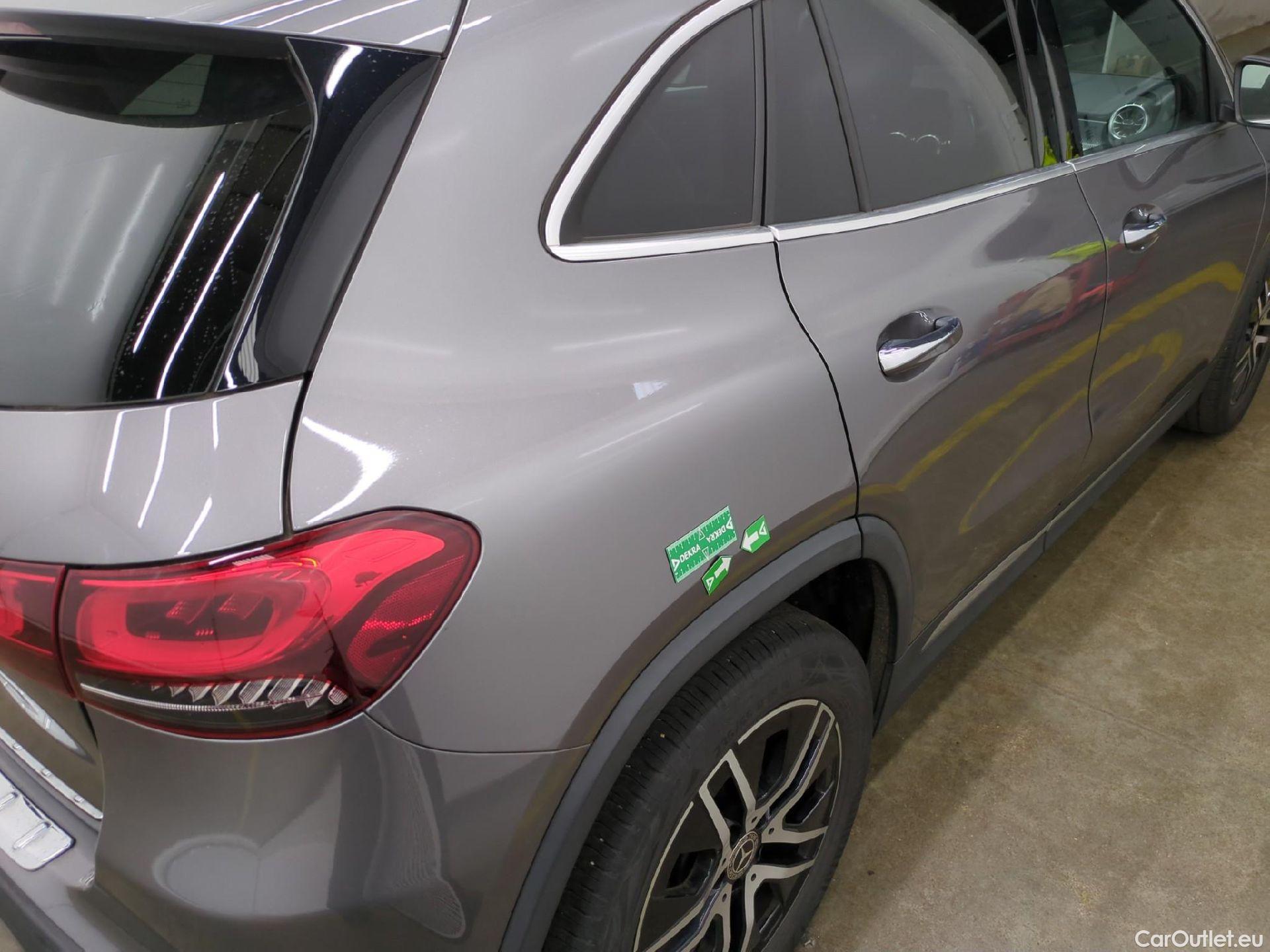  Mercedes  GLA MERCEDES-BENZ  / 2020 / 5P / SUV 2.0  200 D BUSINESS LINE DCT #24