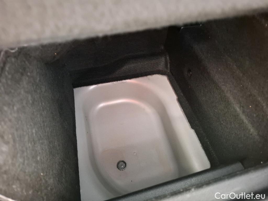  Mini  Mini   / 2014 / 3P / Berline Cooper SE Finition Yours 184 ch BVA #8