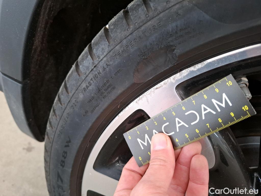  Mini  Mini   Electric / 2021 / 3P / Berline Cooper SE Finition  Yours 184 ch BVA #12