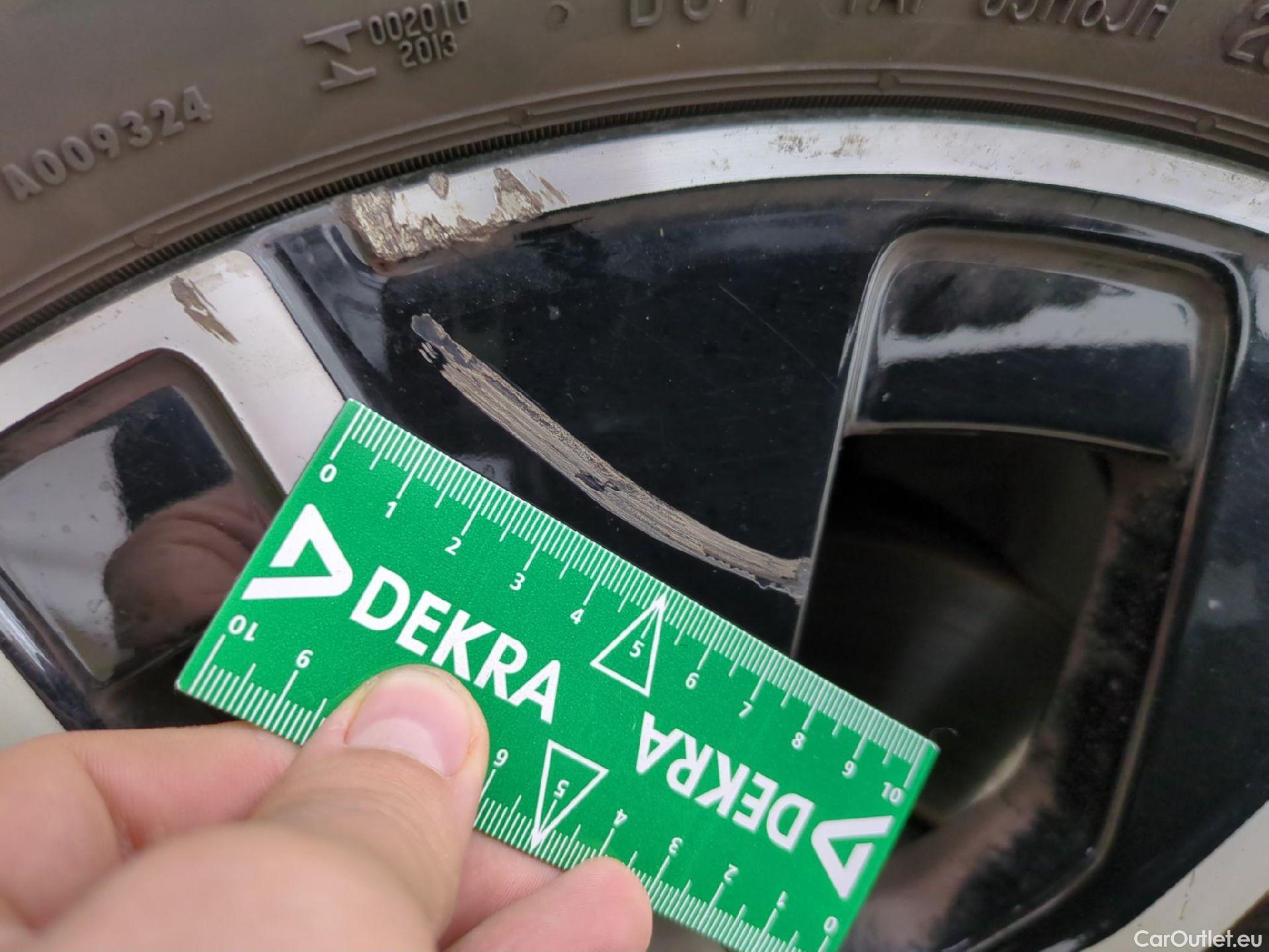  Mercedes  GLA MERCEDES-BENZ  / 2020 / 5P / SUV 2.0  200 D BUSINESS LINE DCT #4