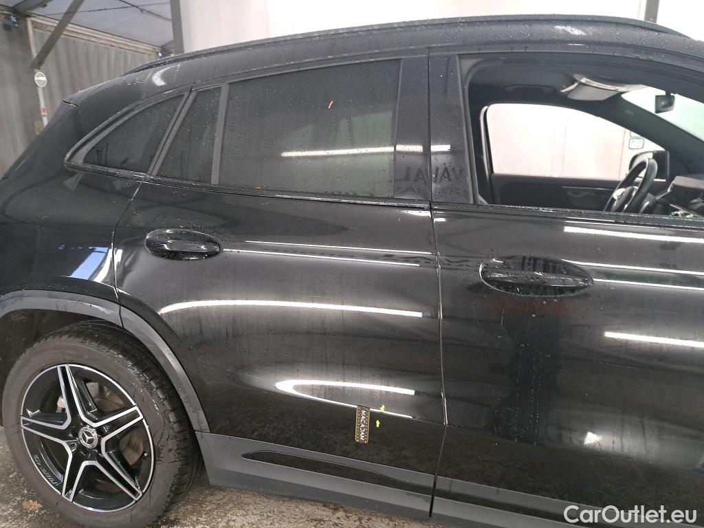  Mercedes  GLA  220D AMG LINE 4MATIC DCT #2