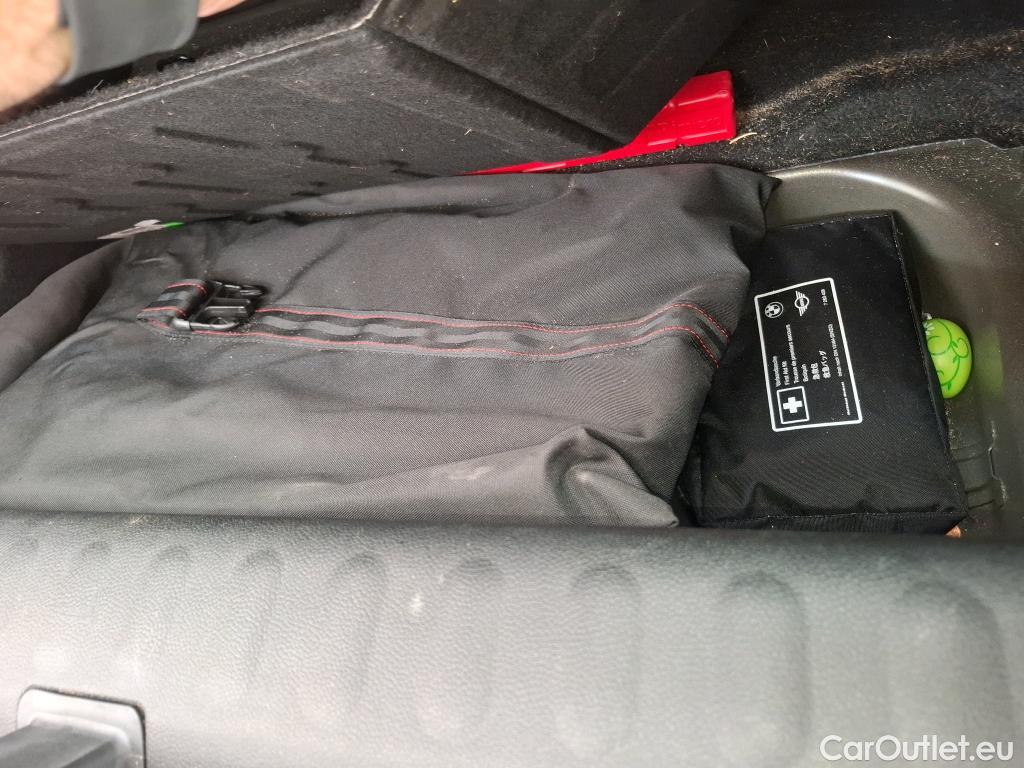  Mini  Cooper MINI Mini Cabrio / 2014 / 2P / Cabriolet  Edition Greenwich 136 ch BVA7 #16