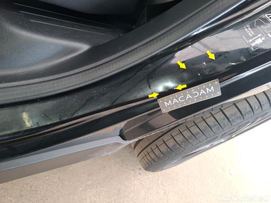  Mercedes  GLB MERCEDES-BENZ  / 2019 / 5P / SUV  220 d AMG Line 4Matic #18