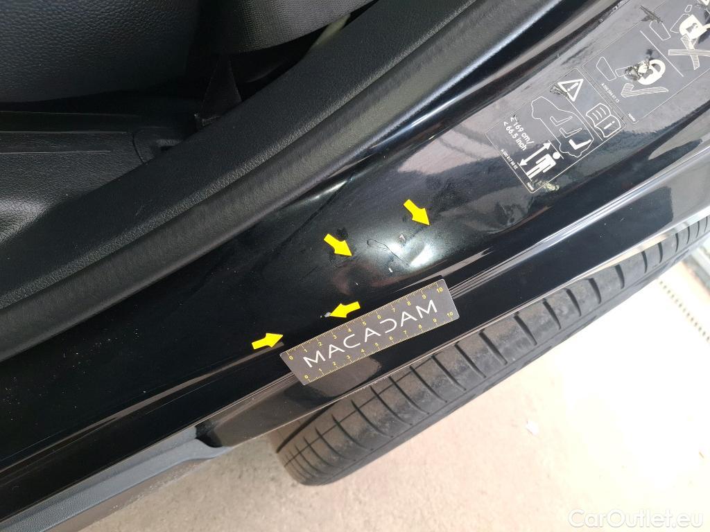  Mercedes  GLB MERCEDES-BENZ  / 2019 / 5P / SUV  220 d AMG Line 4Matic #20