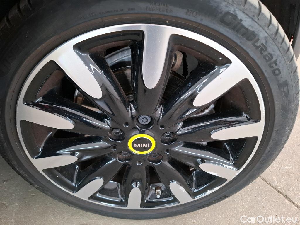  Mini  Mini   Electric / 2021 / 3P / Berline Cooper SE Finition  Yours 184 ch BVA #7