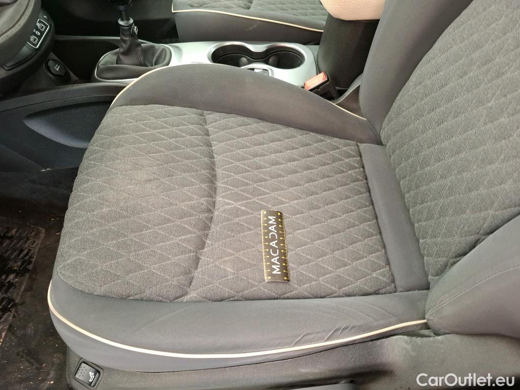  Fiat  500 FIAT X / 2018 / 5P / SUV 1.6 Multijet 120ch City Cross Business #29