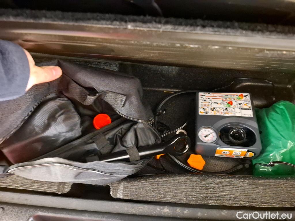  Hyundai  Tucson  Executive 1.6 PHEV 265 HTRAC 4WD AUTO #3