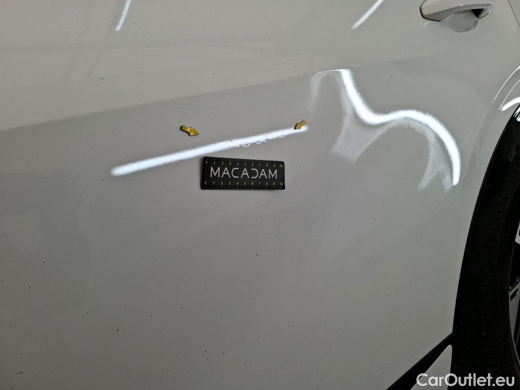  KIA  Sportage KIA  / 2021 / 5P / SUV 1.6 T-GDI 265 PHEV AUTO 4WD GT-L PREM BU #4