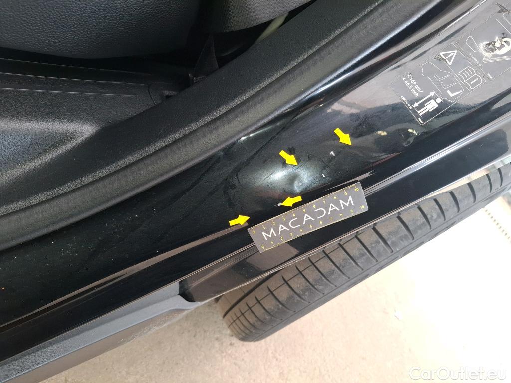  Mercedes  GLB MERCEDES-BENZ  / 2019 / 5P / SUV  220 d AMG Line 4Matic #19