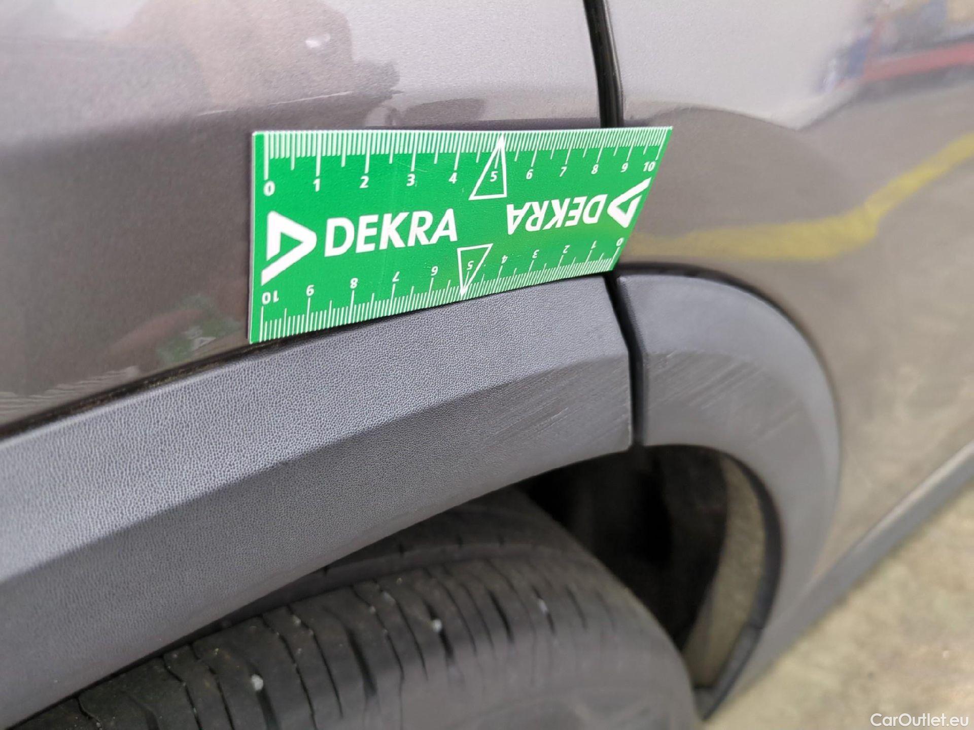  Mercedes  GLA MERCEDES-BENZ  / 2020 / 5P / SUV 2.0  200 D BUSINESS LINE DCT #11