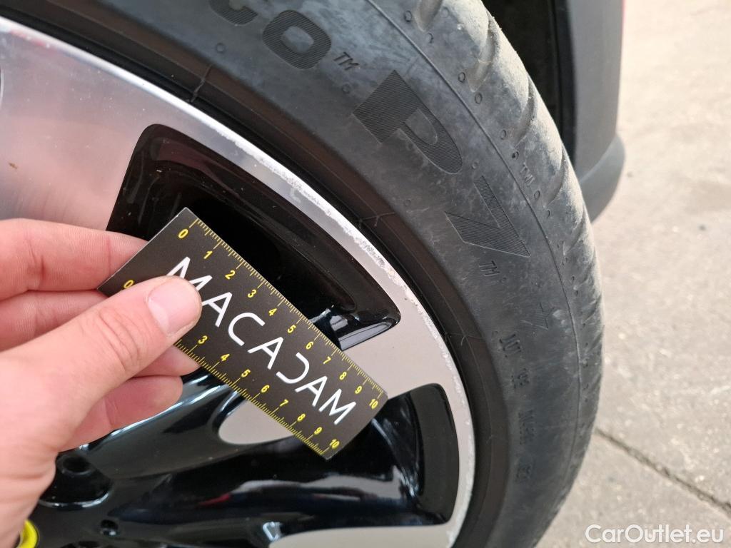  Mini  Mini   Electric / 2021 / 3P / Berline Cooper SE Finition  Yours 184 ch BVA #8