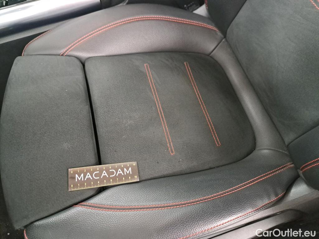  Mercedes  GLA  220D AMG LINE 4MATIC DCT #4