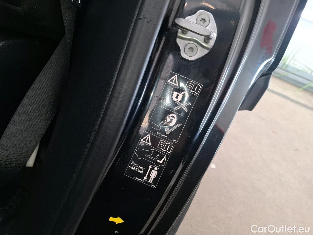  Mercedes  GLB MERCEDES-BENZ  / 2019 / 5P / SUV  220 d AMG Line 4Matic #23