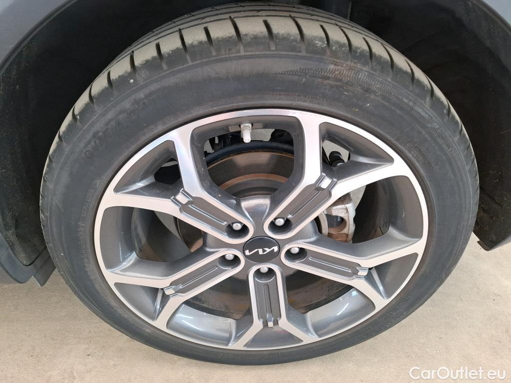  KIA  XCeed KIA  / 2019 / 5P / Crossover 1.6 GDI ISG PHEV BCKWHT EDITION DCT6(SP) / VO RECONDITIONNE - PHOTOS AVANT RECONDITIONNEMENT #8