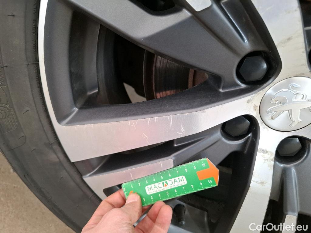  Peugeot  3008  Allure 1.5 HDi 130CV BVM6 E6d #13