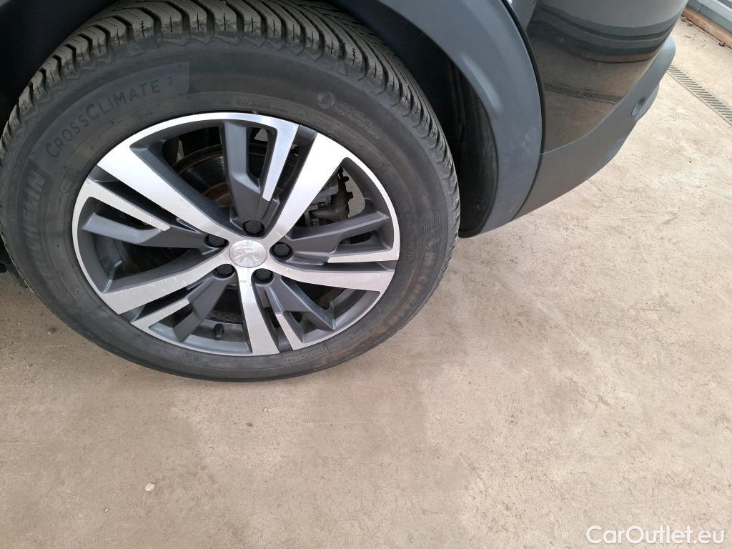  Peugeot  3008  Allure 1.5 HDi 130CV BVM6 E6d #5