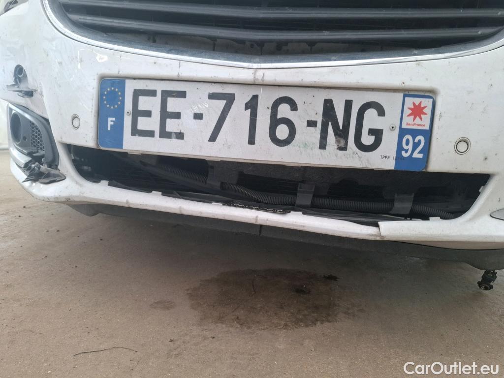  Opel  Insignia OPEL  5p Berline 1.6 CDTi 136 Auto Cosmo #74